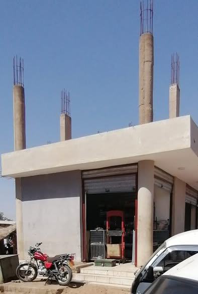 محل للبيع - الأبيض
