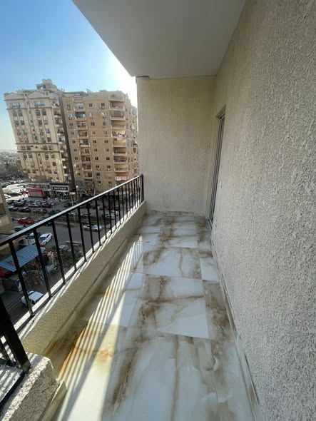 شقة للبيع — 2